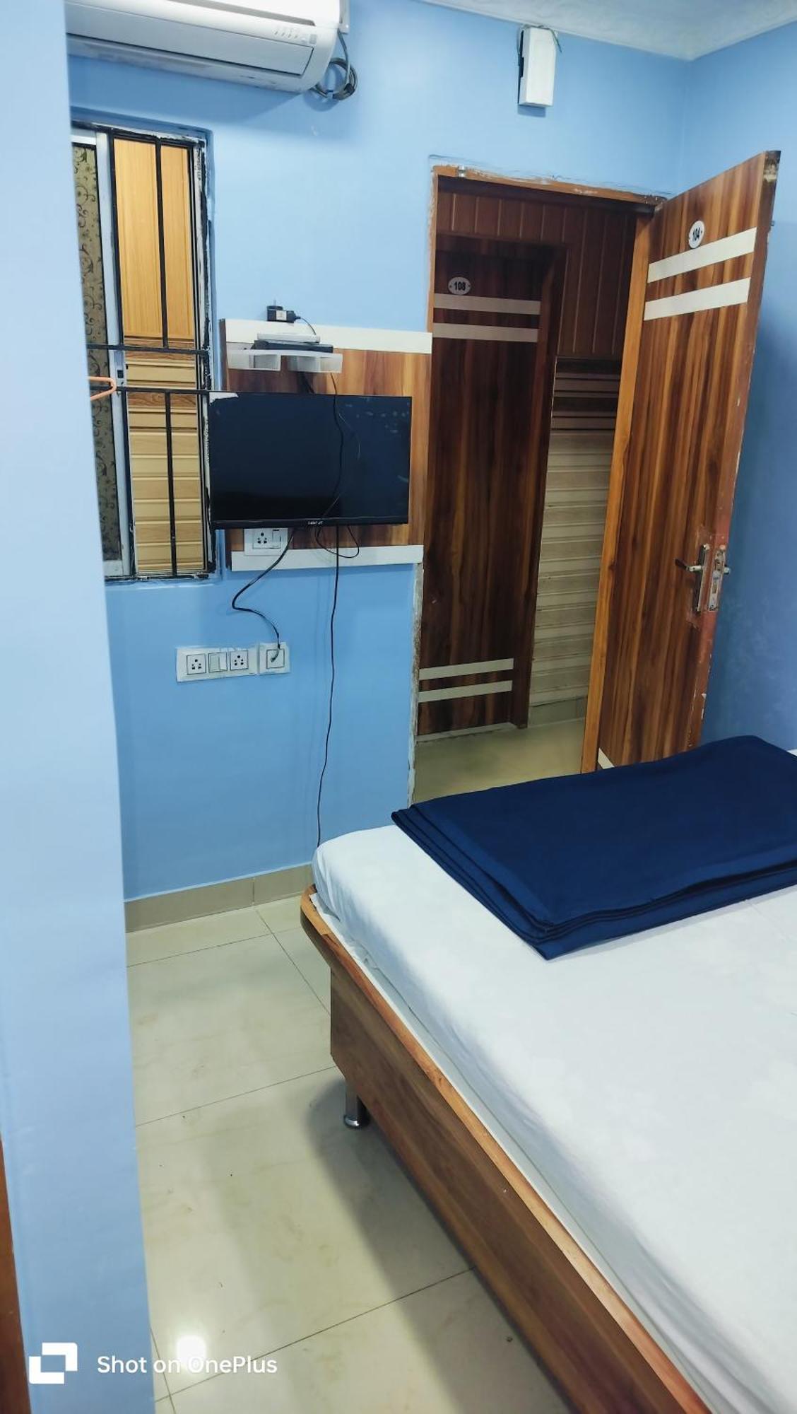 Kamal Lodge Kolkata Exterior photo